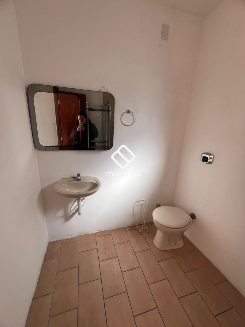 Apartamento com 2 quartos, 2 banheiros e 77m² à venda no bairro Centro, Pelotas
