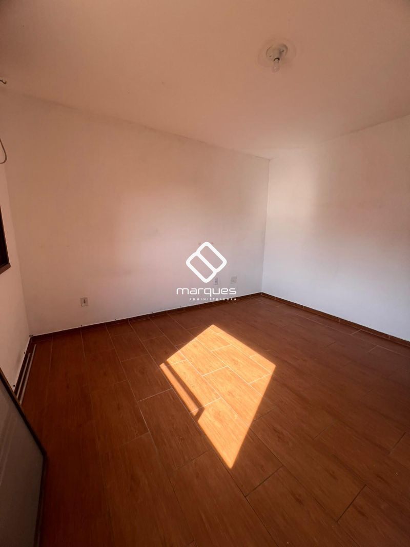 Apartamento com 2 quartos, 2 banheiros e 77m² à venda no bairro Centro, Pelotas