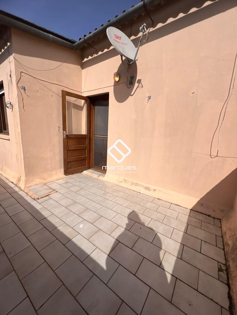 Apartamento com 2 quartos, 2 banheiros e 77m² à venda no bairro Centro, Pelotas