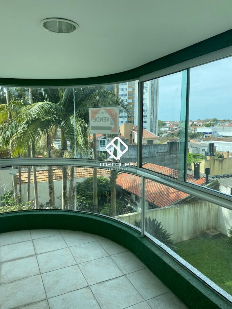 Apartamento com 2 quartos, 2 banheiros e 98m² à venda no bairro Centro, Pelotas