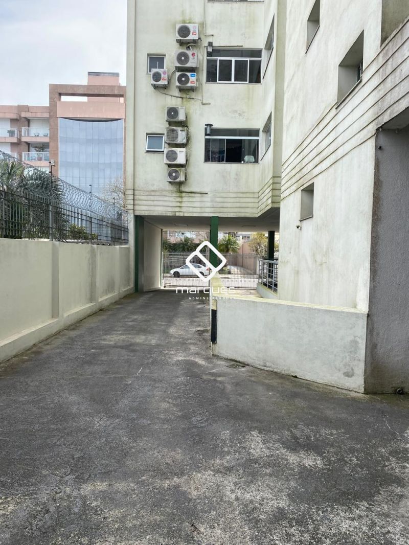 Apartamento com 2 quartos, 2 banheiros e 98m² à venda no bairro Centro, Pelotas