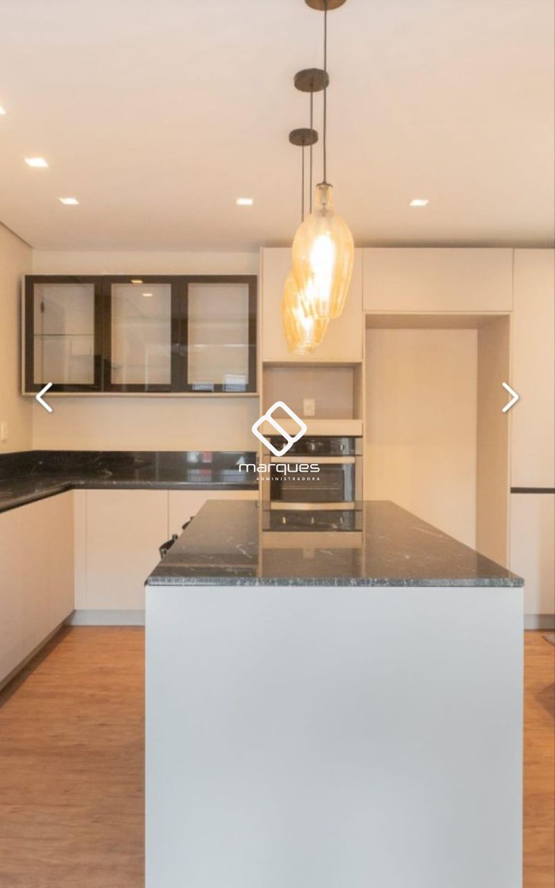 Casa com 3 quartos, 3 banheiros e 161m² à venda no bairro Laranjal, Pelotas