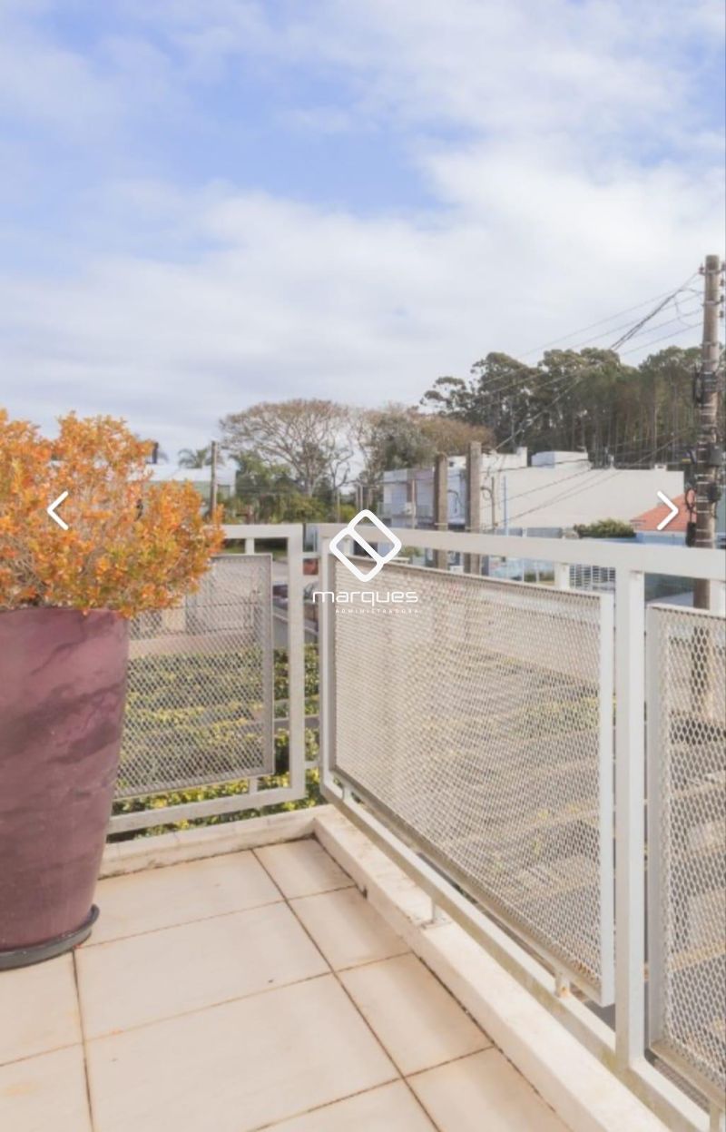Casa com 3 quartos, 3 banheiros e 161m² à venda no bairro Laranjal, Pelotas