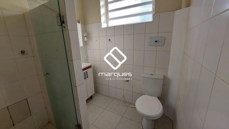 Casa com 3 quartos, 1 banheiro e 120m² à venda no bairro Centro, Pelotas