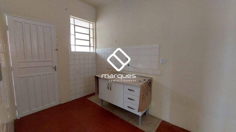 Casa com 3 quartos, 1 banheiro e 120m² à venda no bairro Centro, Pelotas