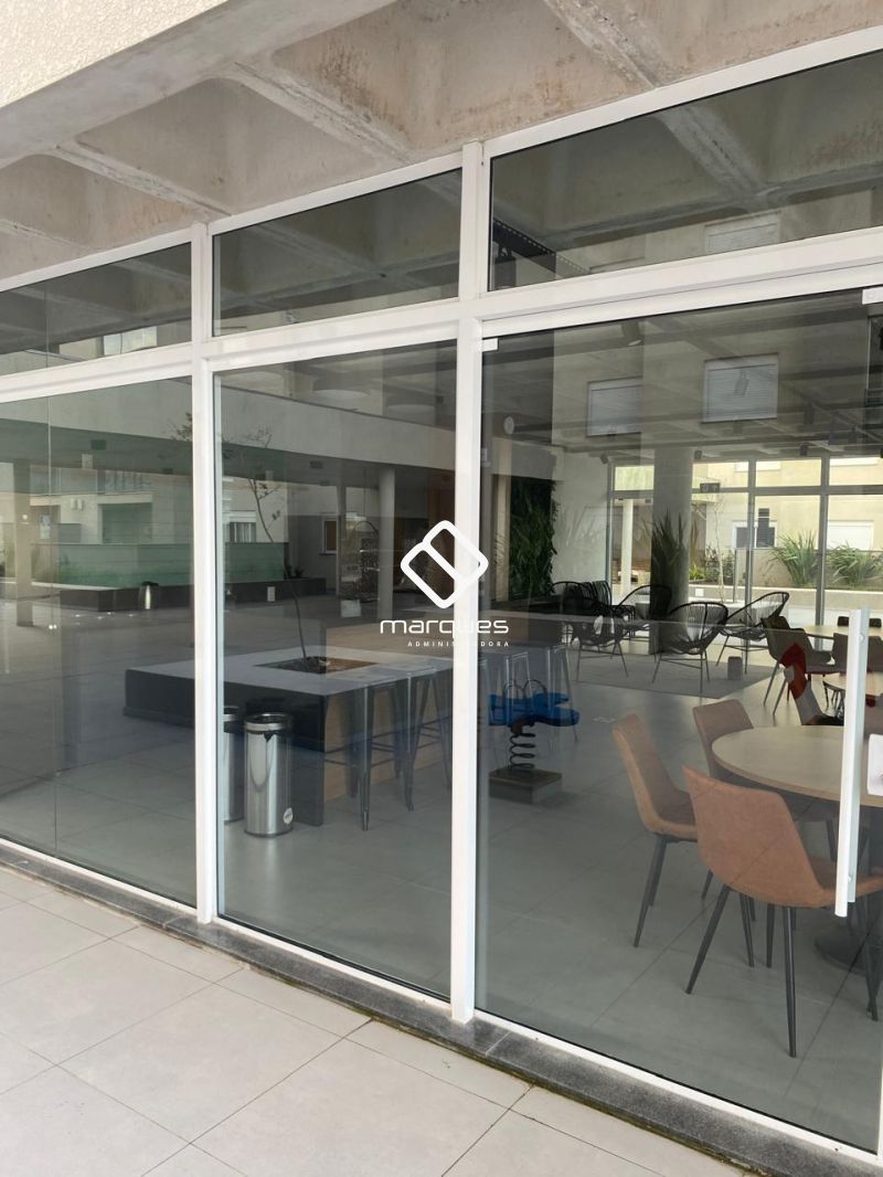 Apartamento com 3 quartos, 1 banheiro e 74m² à venda no bairro Areal, Pelotas