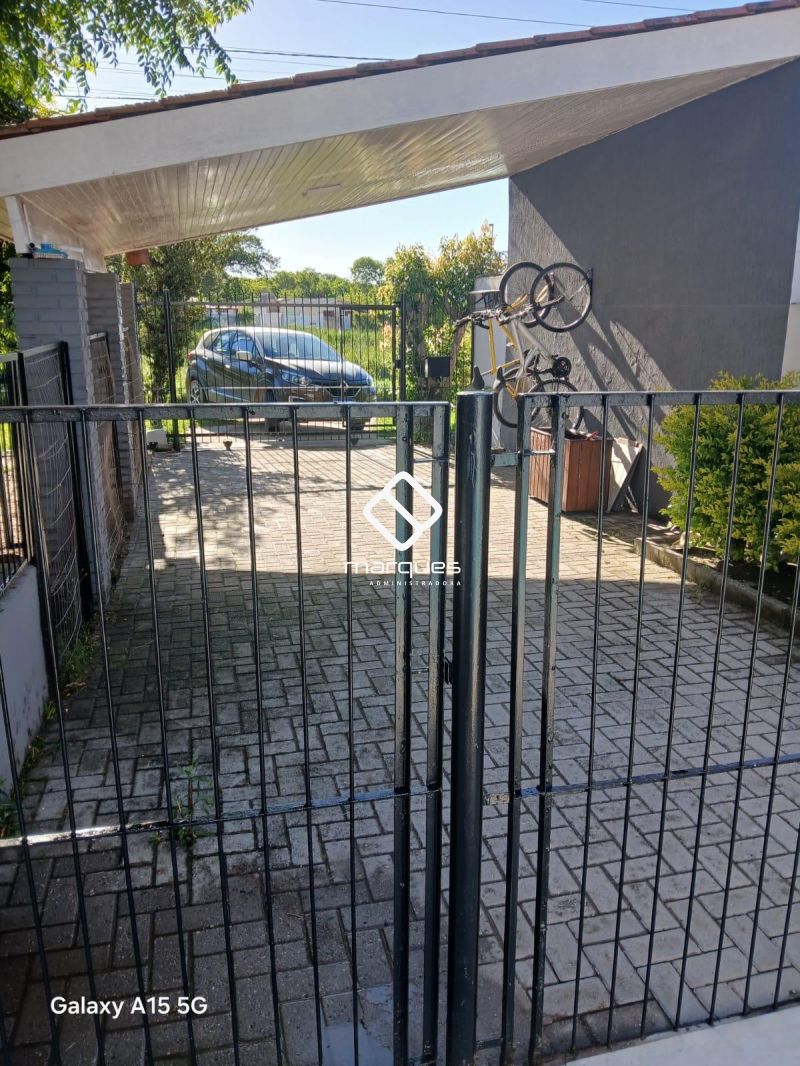 Casa com 1 quarto, 2 banheiros e 97m² à venda no bairro Laranjal, Pelotas