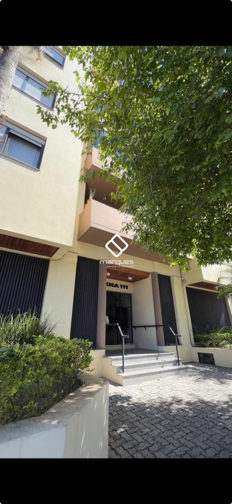 Apartamento com 3 quartos, 2 banheiros e 114m² à venda no bairro Centro, Pelotas