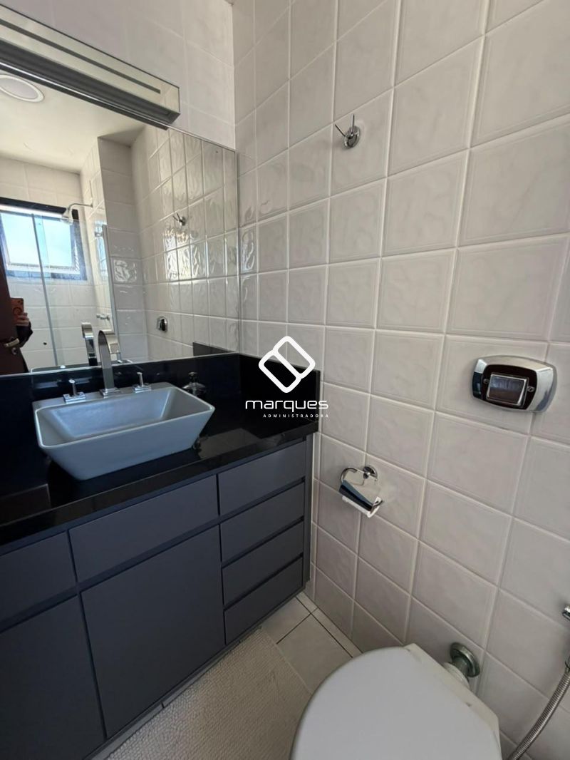 Apartamento com 3 quartos, 2 banheiros e 114m² à venda no bairro Centro, Pelotas