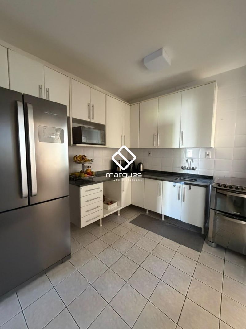 Apartamento com 3 quartos, 2 banheiros e 114m² à venda no bairro Centro, Pelotas