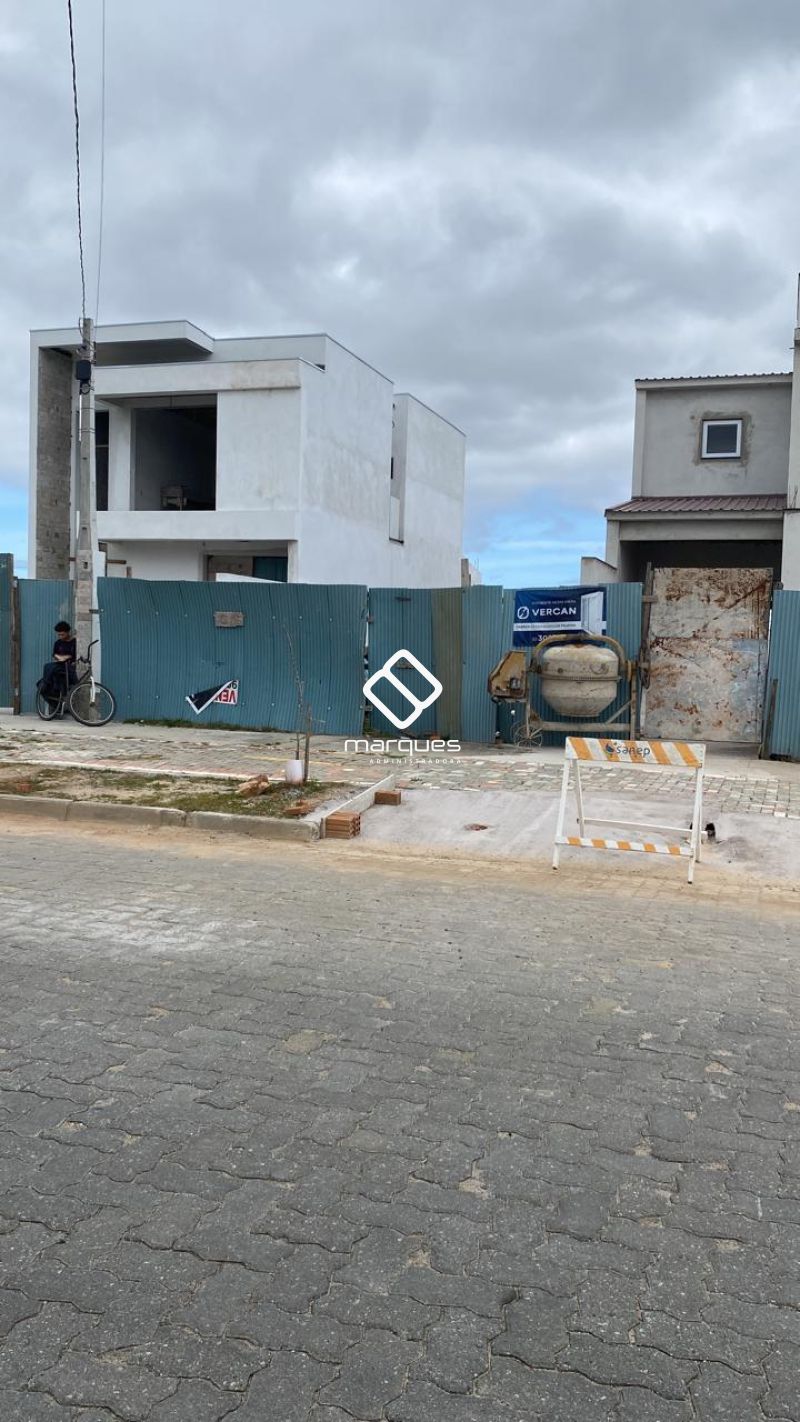 Terreno à venda no bairro Três Vendas, Pelotas