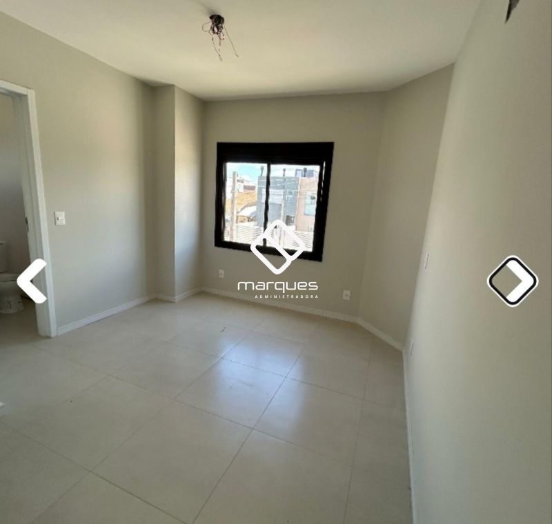 Casa com 2 quartos, 3 banheiros e 87m² à venda no bairro Laranjal, Pelotas