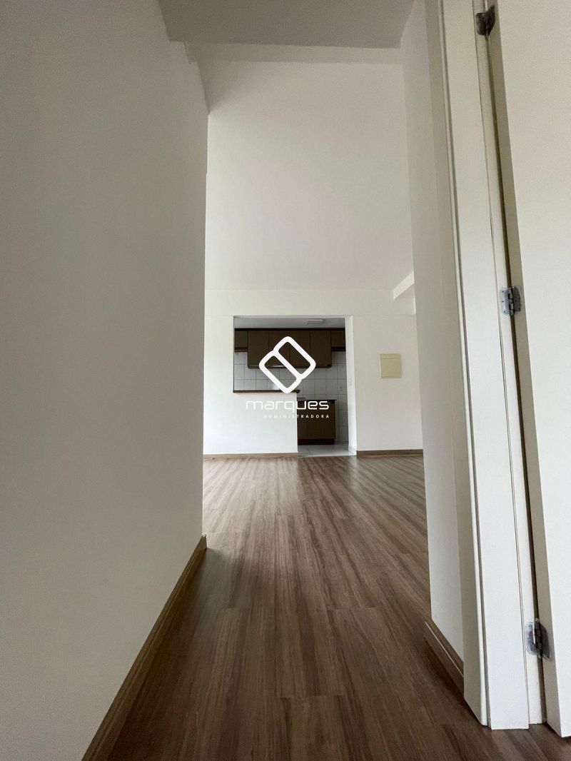Apartamento com 3 quartos, 1 banheiro e 70m² à venda no bairro Areal, Pelotas
