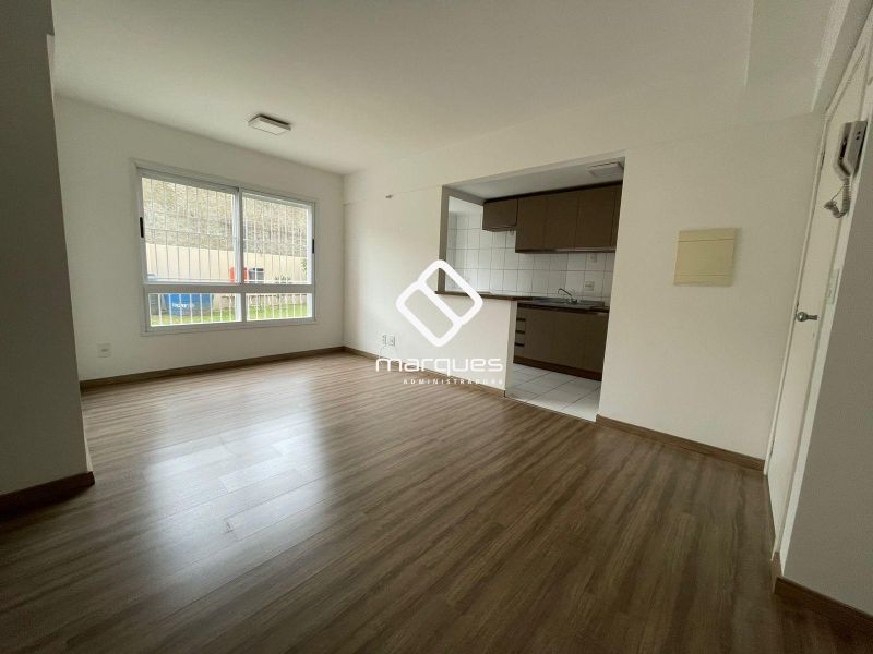 Apartamento com 3 quartos, 1 banheiro e 70m² à venda no bairro Areal, Pelotas