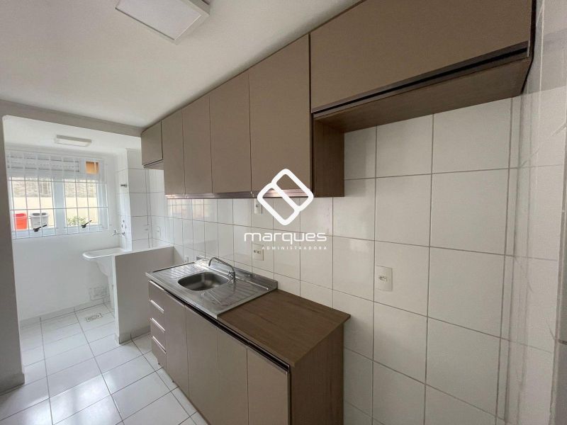Apartamento com 3 quartos, 1 banheiro e 70m² à venda no bairro Areal, Pelotas
