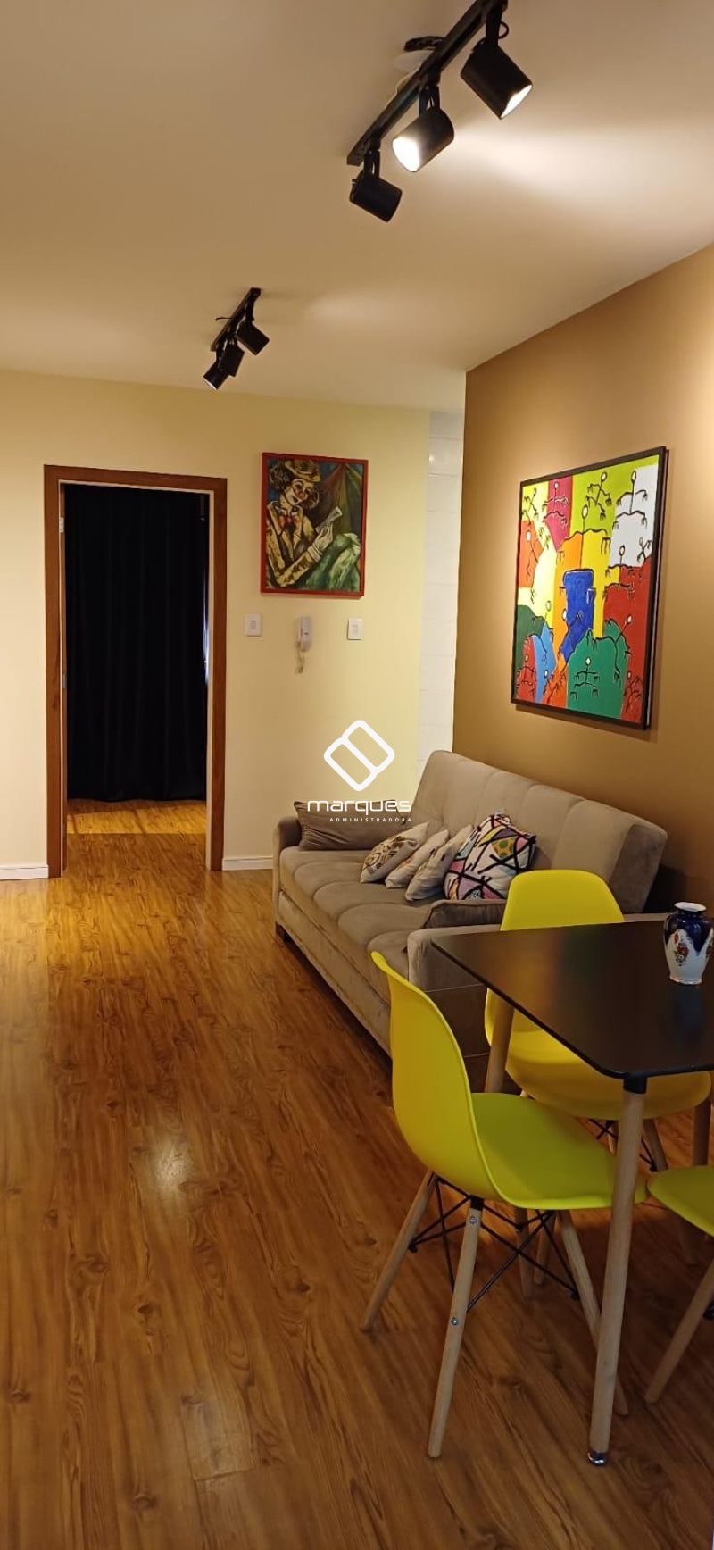 Apartamento com 1 quarto, 1 banheiro e 46m² à venda no bairro Centro, Pelotas