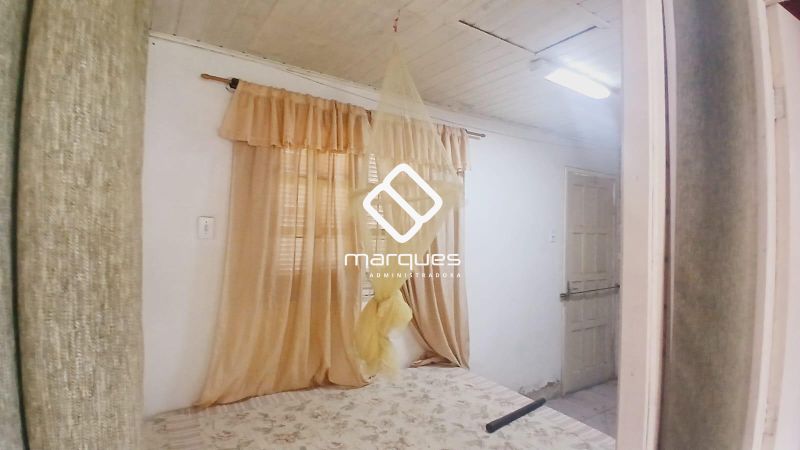 Casa com 2 quartos, 2 banheiros e 1400m² à venda no bairro Laranjal, Pelotas