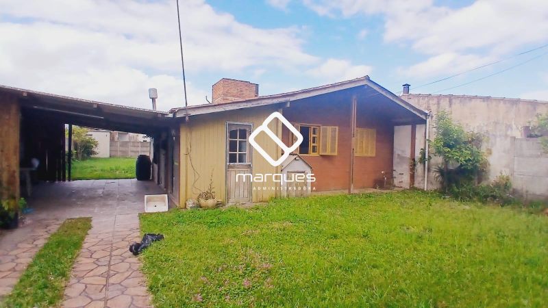 Casa com 2 quartos, 2 banheiros e 1400m² à venda no bairro Laranjal, Pelotas
