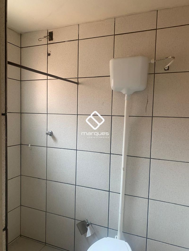 Casa com 3 quartos, 2 banheiros e 204m² à venda no bairro Areal, Pelotas
