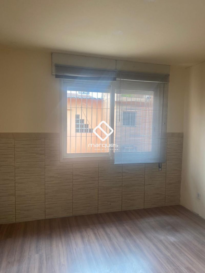 Casa com 3 quartos, 2 banheiros e 204m² à venda no bairro Areal, Pelotas