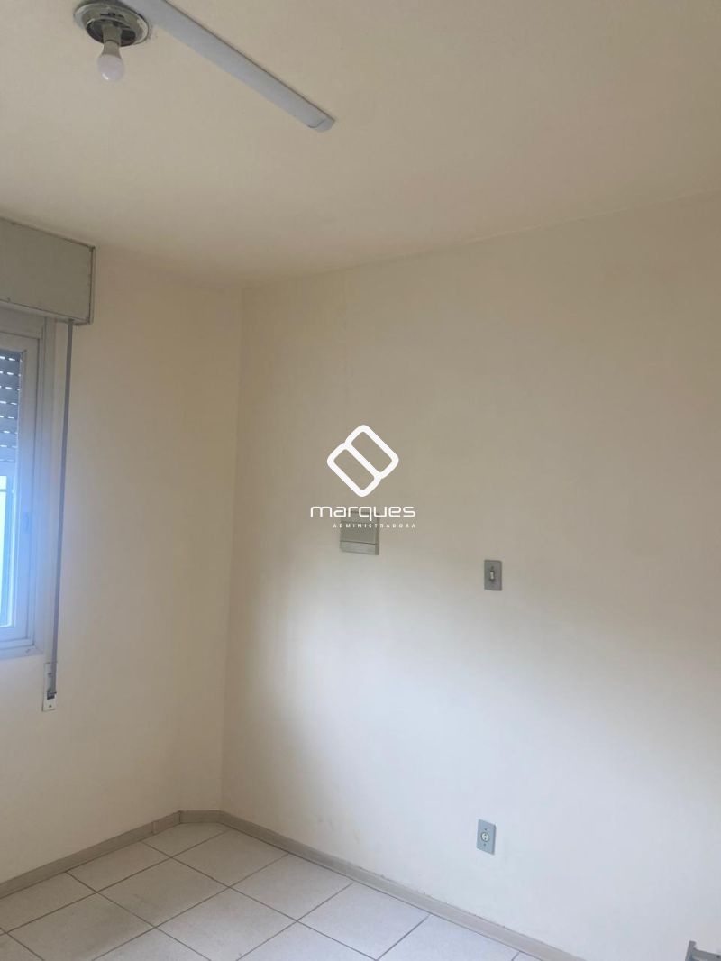 Casa com 3 quartos, 2 banheiros e 204m² à venda no bairro Areal, Pelotas