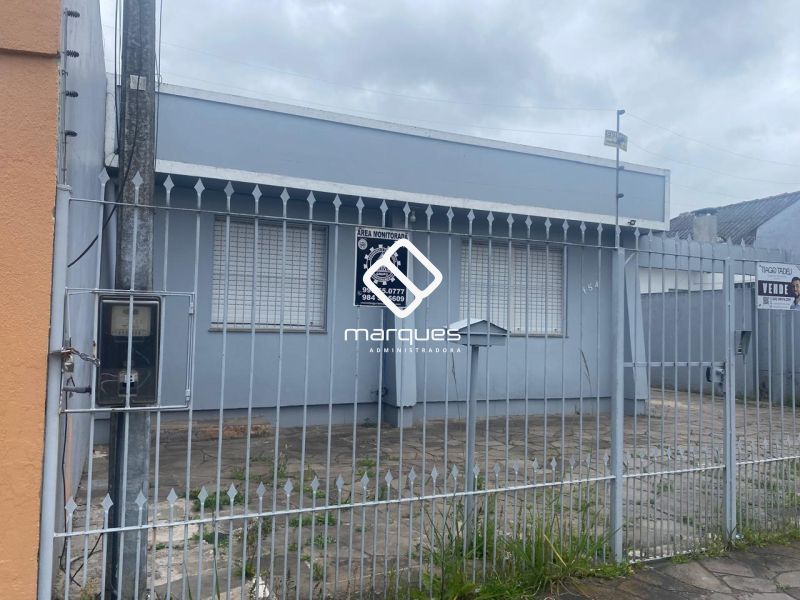 Casa com 3 quartos, 2 banheiros e 204m² à venda no bairro Areal, Pelotas