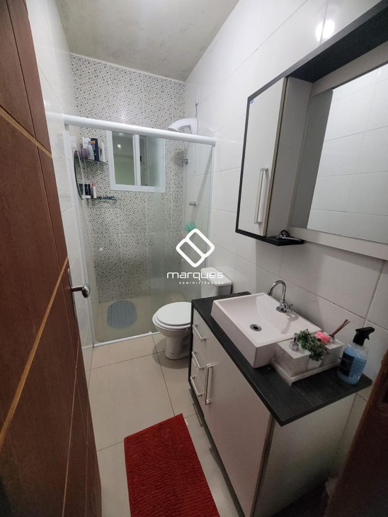 Casa com 2 quartos, 1 banheiro e 65m² à venda no bairro Areal, Pelotas