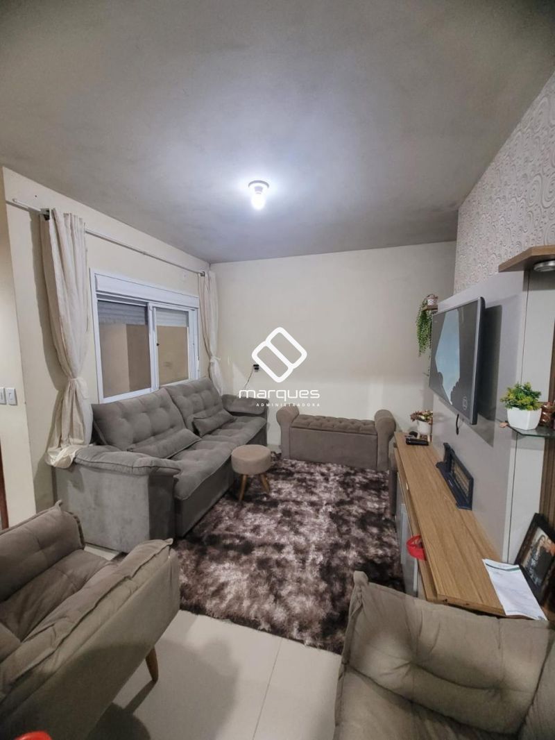 Casa com 2 quartos, 1 banheiro e 65m² à venda no bairro Areal, Pelotas