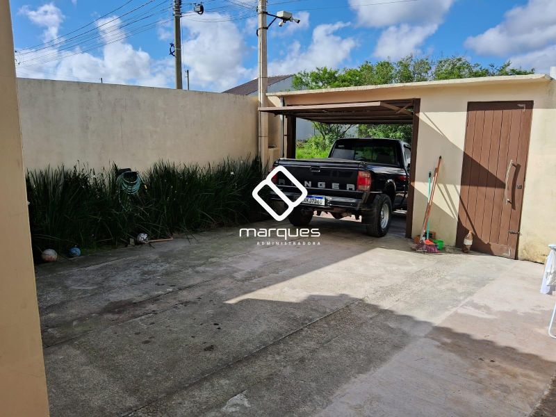 Casa com 2 quartos, 1 banheiro e 65m² à venda no bairro Areal, Pelotas