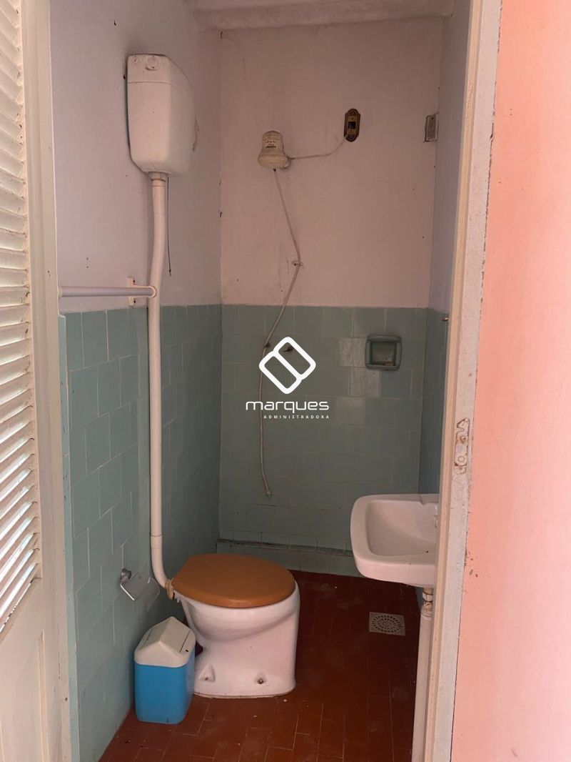 Casa com 3 quartos, 2 banheiros e 151m² à venda no bairro Areal, Pelotas