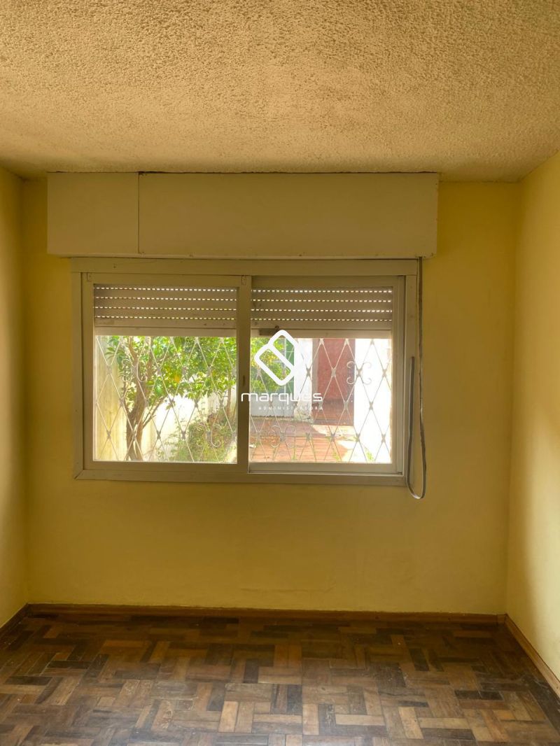 Casa com 3 quartos, 2 banheiros e 151m² à venda no bairro Areal, Pelotas