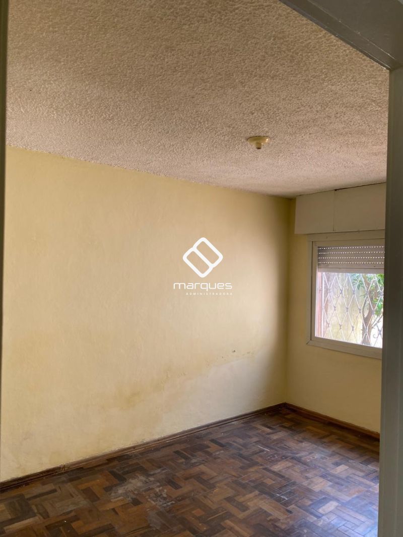 Casa com 3 quartos, 2 banheiros e 151m² à venda no bairro Areal, Pelotas