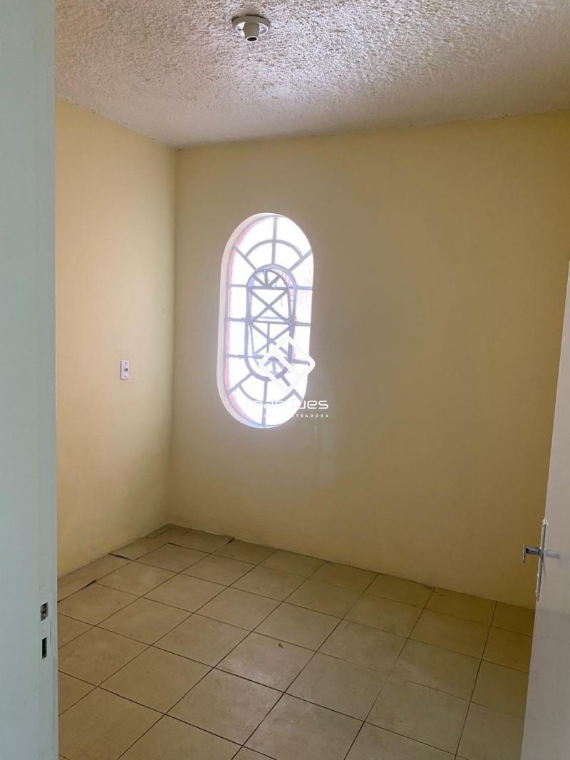 Casa com 3 quartos, 2 banheiros e 151m² à venda no bairro Areal, Pelotas