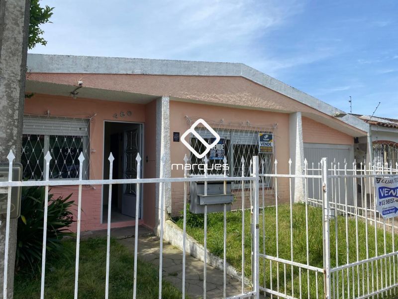 Casa com 3 quartos, 2 banheiros e 151m² à venda no bairro Areal, Pelotas