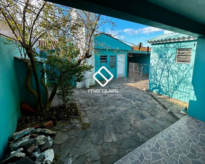 Casa com 4 quartos, 1 banheiro e 160m² à venda no bairro Areal, Pelotas