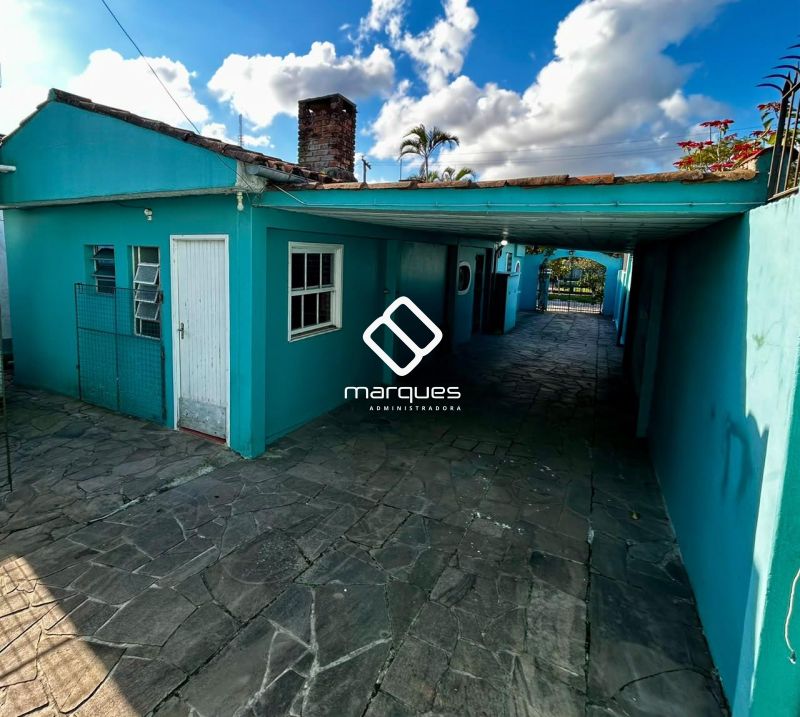 Casa com 4 quartos, 1 banheiro e 160m² à venda no bairro Areal, Pelotas