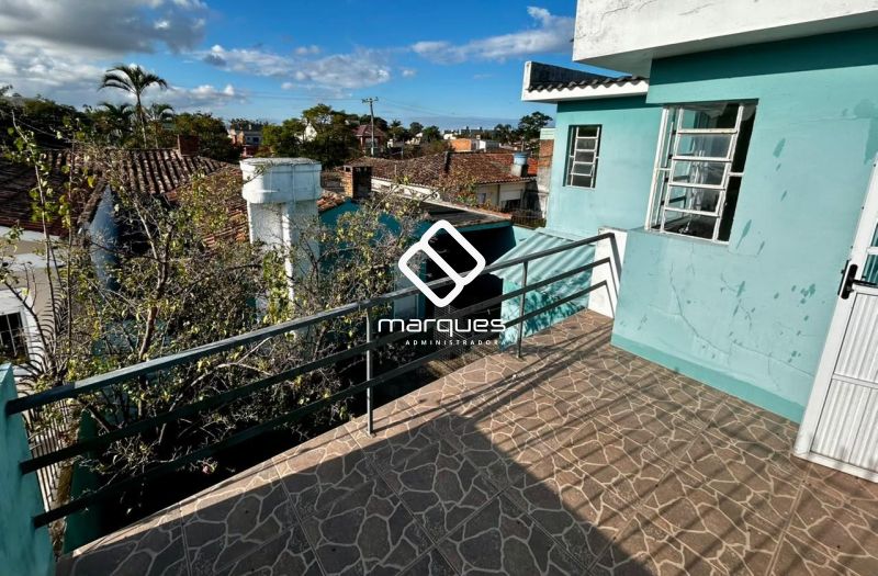 Casa com 4 quartos, 1 banheiro e 160m² à venda no bairro Areal, Pelotas