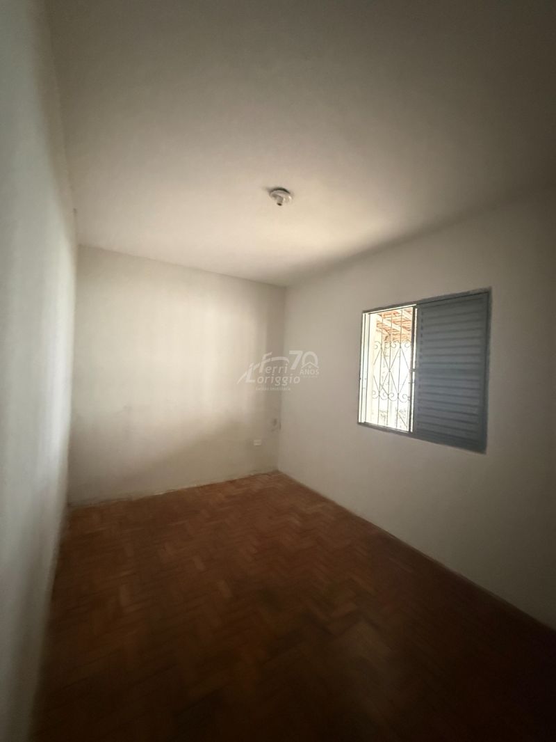 Casa com 2 quartos, 1 banheiro e 69m² para alugar no bairro Serra Pelada, Guaratingueta