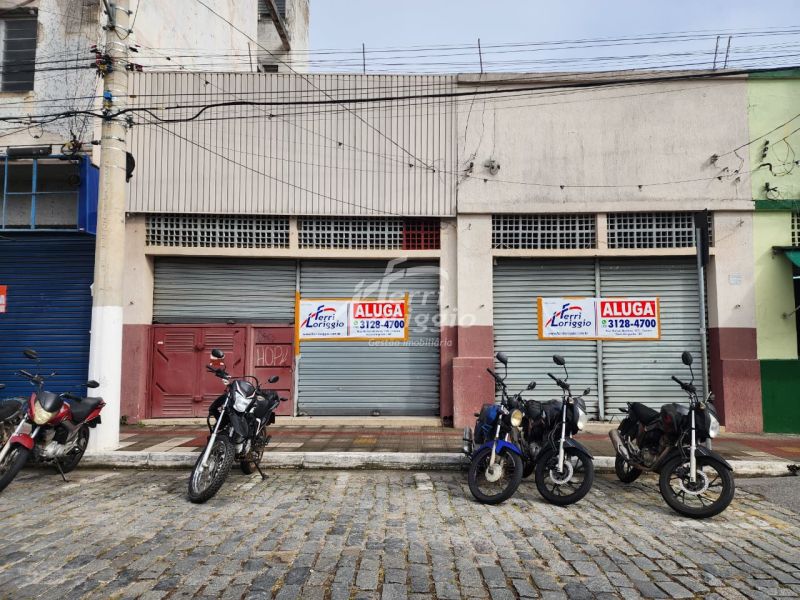 Ponto Comercial com 56m² para alugar no bairro Centro, Guaratingueta