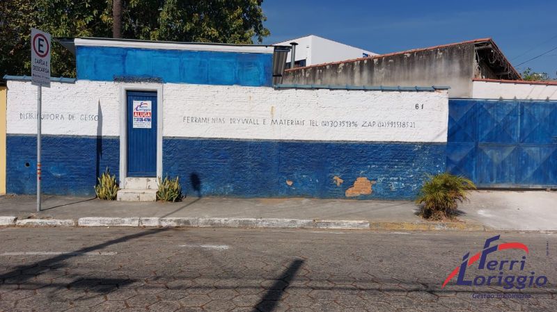Terreno com 17m² para alugar no bairro Campo do Galvao, Guaratingueta