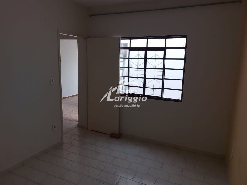 Casa com 2 quartos para alugar no bairro Pedregulho, Guaratingueta