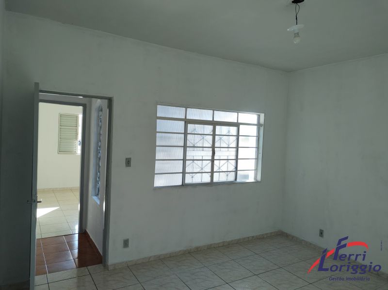 Casa com 2 quartos e 1 banheiro para alugar no bairro Pedregulho, Guaratingueta
