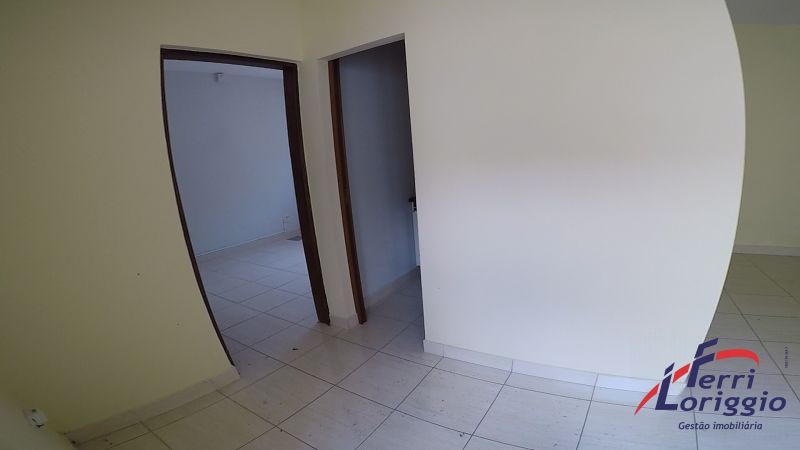 Sala com 1 banheiro para alugar no bairro Centro, Guaratingueta