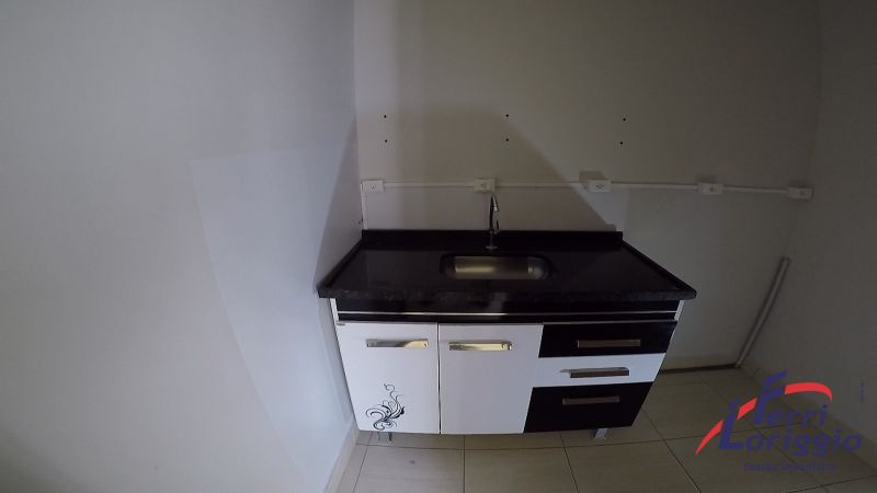 Sala com 1 banheiro para alugar no bairro Centro, Guaratingueta