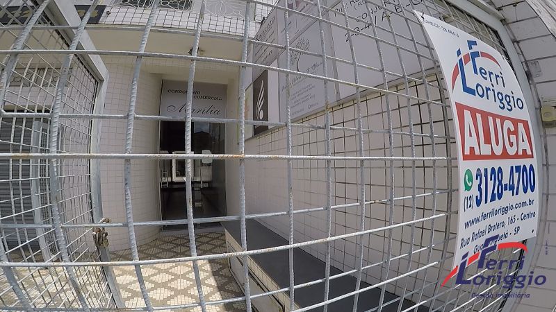 Sala com 1 banheiro para alugar no bairro Centro, Guaratingueta