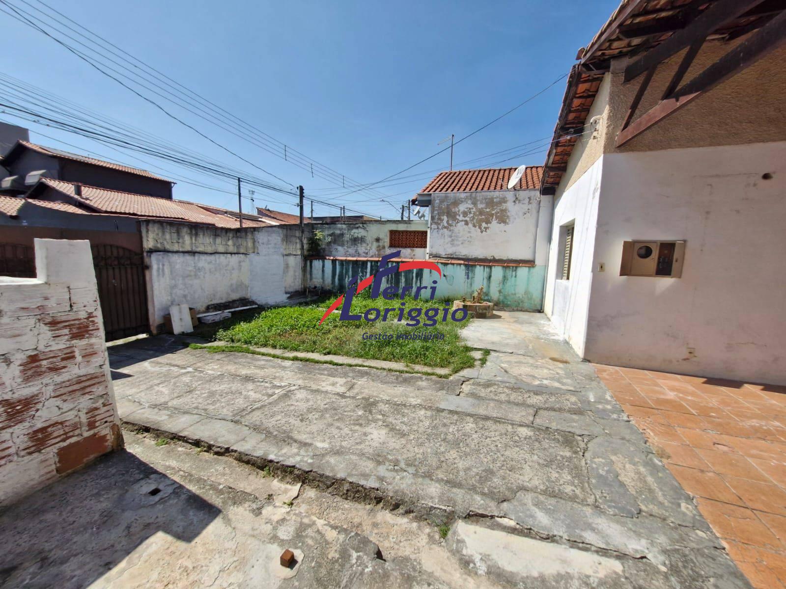 Casa com 3 quartos à venda no bairro Campo do Galvao, Guaratingueta