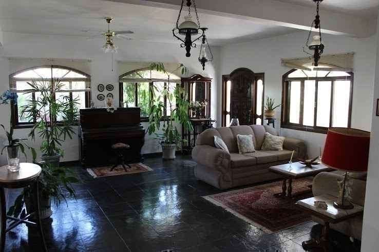 Casa com 4 quartos e 746m² à venda no bairro Portal das Colinas, Guaratingueta