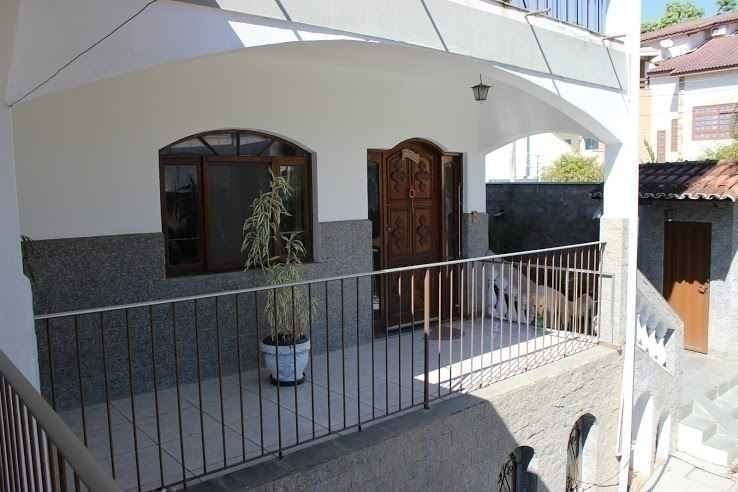 Casa com 4 quartos e 746m² à venda no bairro Portal das Colinas, Guaratingueta