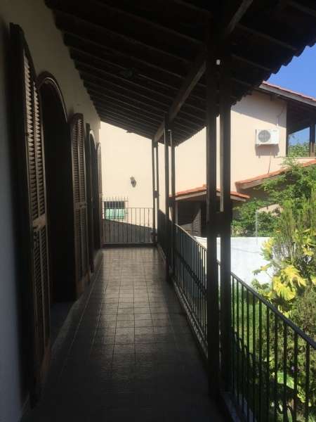 Casa com 3 quartos à venda no bairro Sao Benedito, Guaratingueta