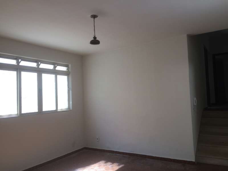 Casa com 3 quartos à venda no bairro Sao Benedito, Guaratingueta